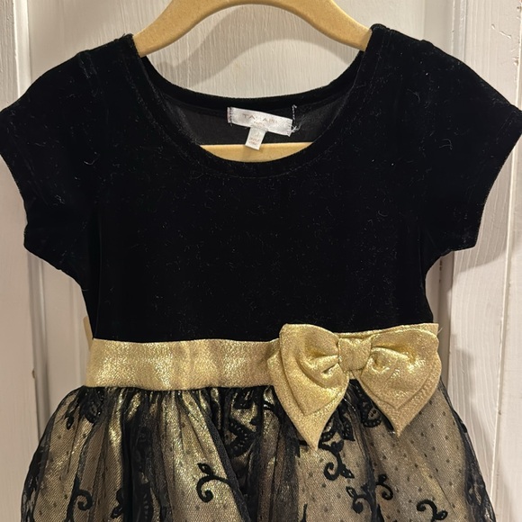 Tahari Dress Black and Gold Velvet Top. Gold Tie. Lace Bottom. - Picture 2 of 5